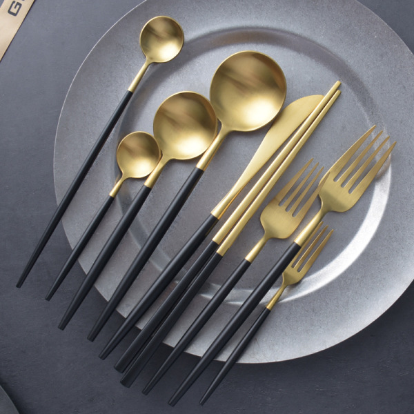 Cylindrical Black Gold Tableware 18